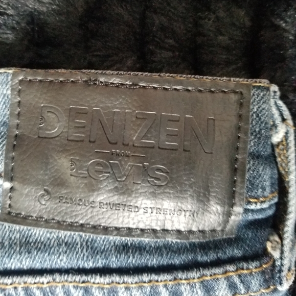 Levi's Slim Straight Denizen Jeans - Picture 5 of 5